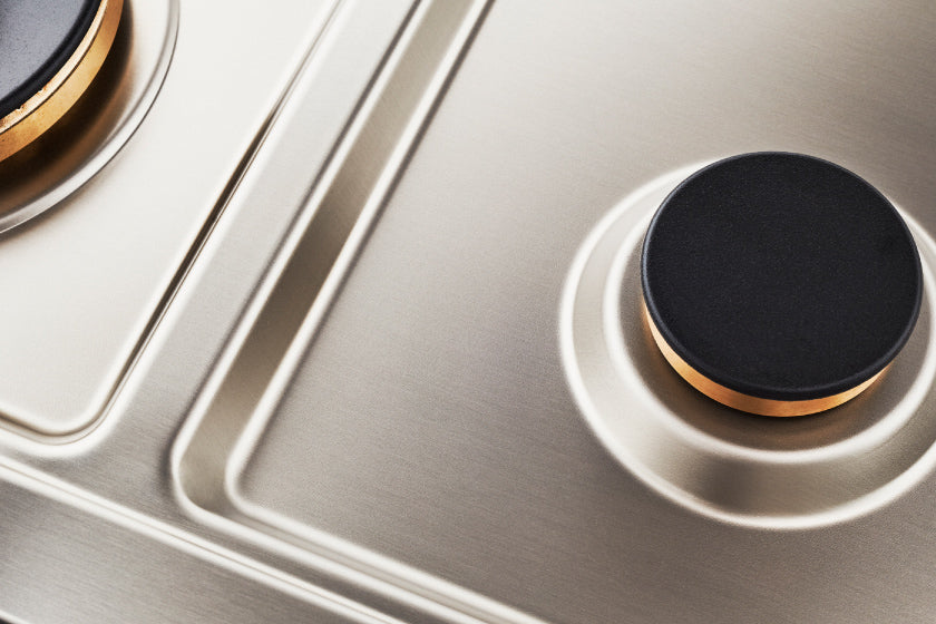 BERTAZZONI P905LHERAC 90cm Gas Hob 5kW ring LHS Wok in Ivory with Copper Detail